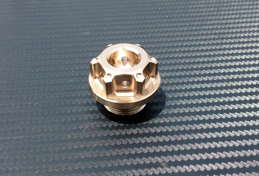 Ti Suzuki Oil Cap GSXR HAYABUSA TL1000 SV650 SV1000 GSX1400 650F RM250 RGV250