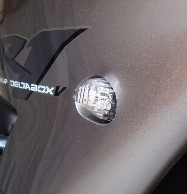 Aero LED Turn Signals - Yamaha R1 2009 2010 2011 2012 2013 2014 - Clear