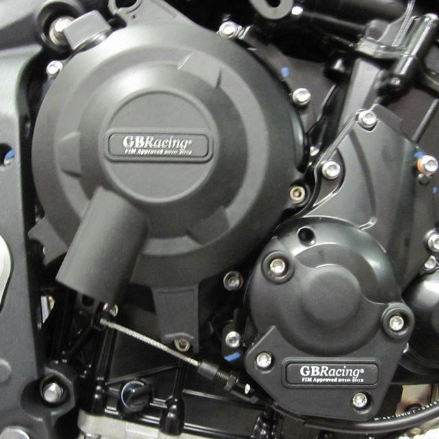 GB Racing Engine Case Sliders 2011-12 Daytona 675 675R 11-16 Street Triple R Rx