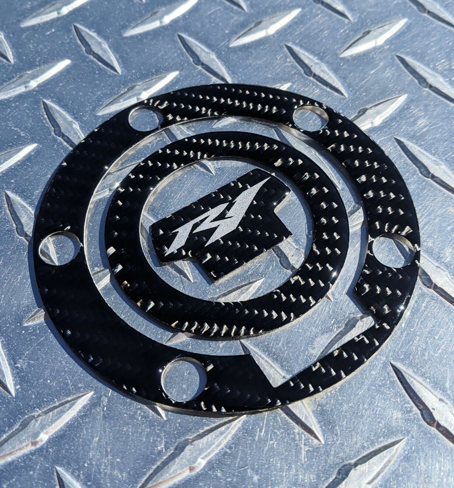 REAL Carbon Fibre Yamaha R1 Fuel / Gas Cap Cover Tank Pad Decal R1S R1M Logo