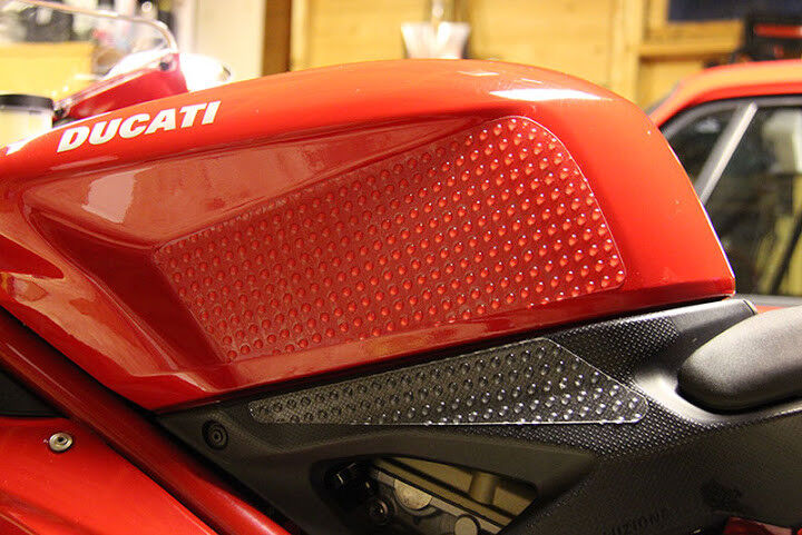 Ducati 848 1098 1198 - Eazi-Grip Evo Tank Traction Pads - 848 STREETFIGHTER EVO