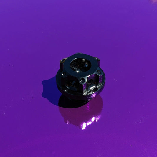 BLACK Suzuki Oil Cap GSXR GSXS1000 GSR HAYABUSA SV650 SV1000 GSX1400 GSX650 1250