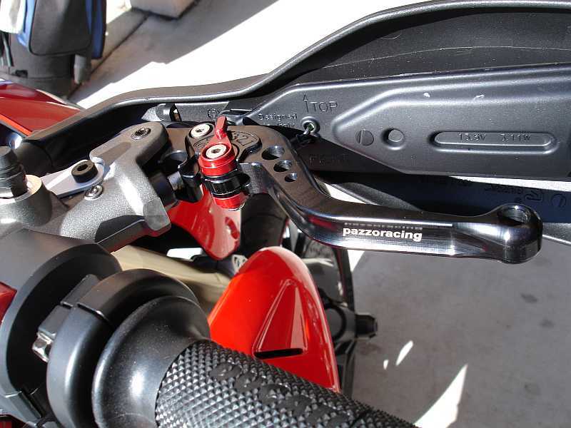 PAZZO Levers Ducati - ALL MONSTER SCRAMBLER MULTISTRADA HYPERMOTARD HYPERSTRADA