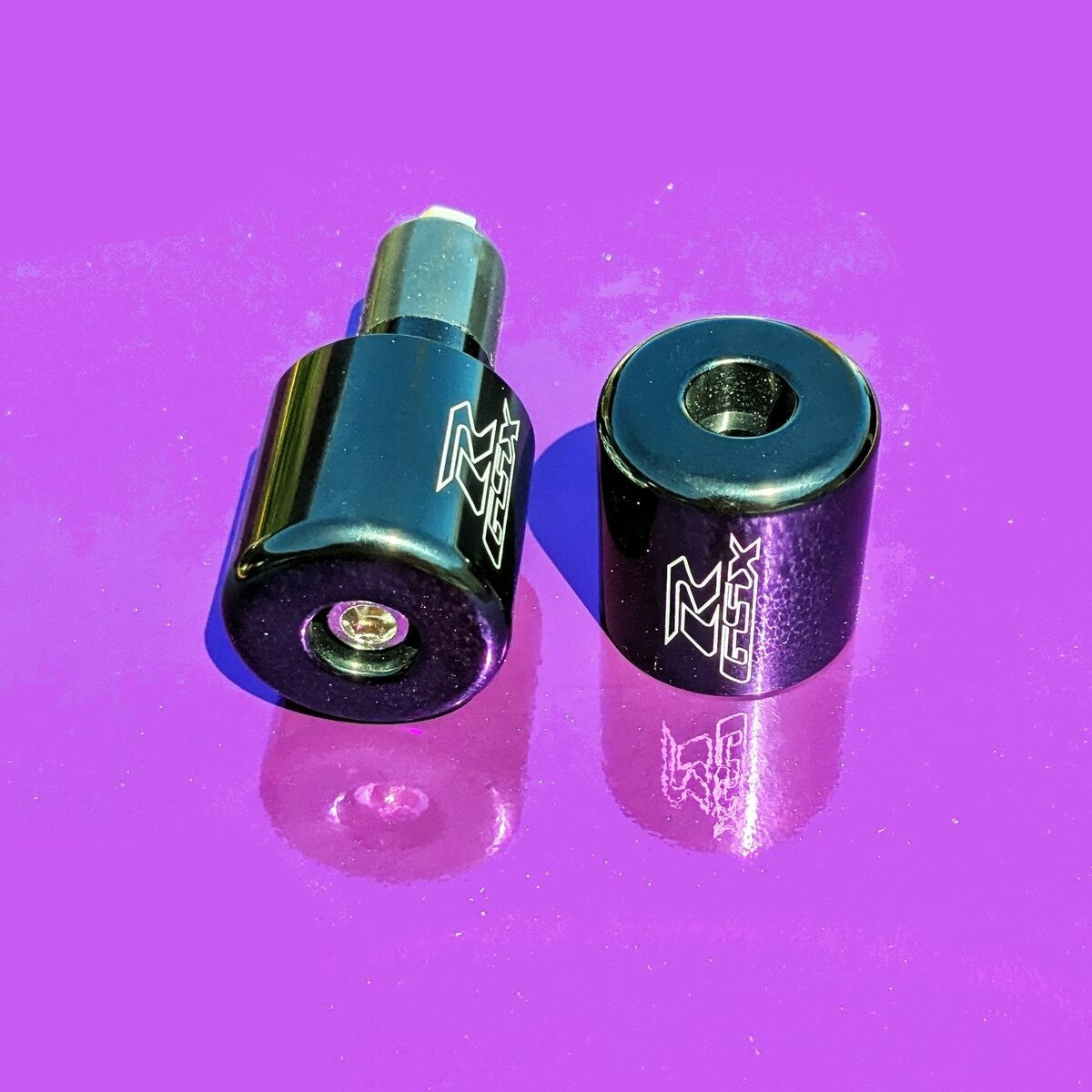Suzuki  GSX-R1000  Engraved Bar Ends / Sliders  GSXR1000 GSX-R 1000 1100