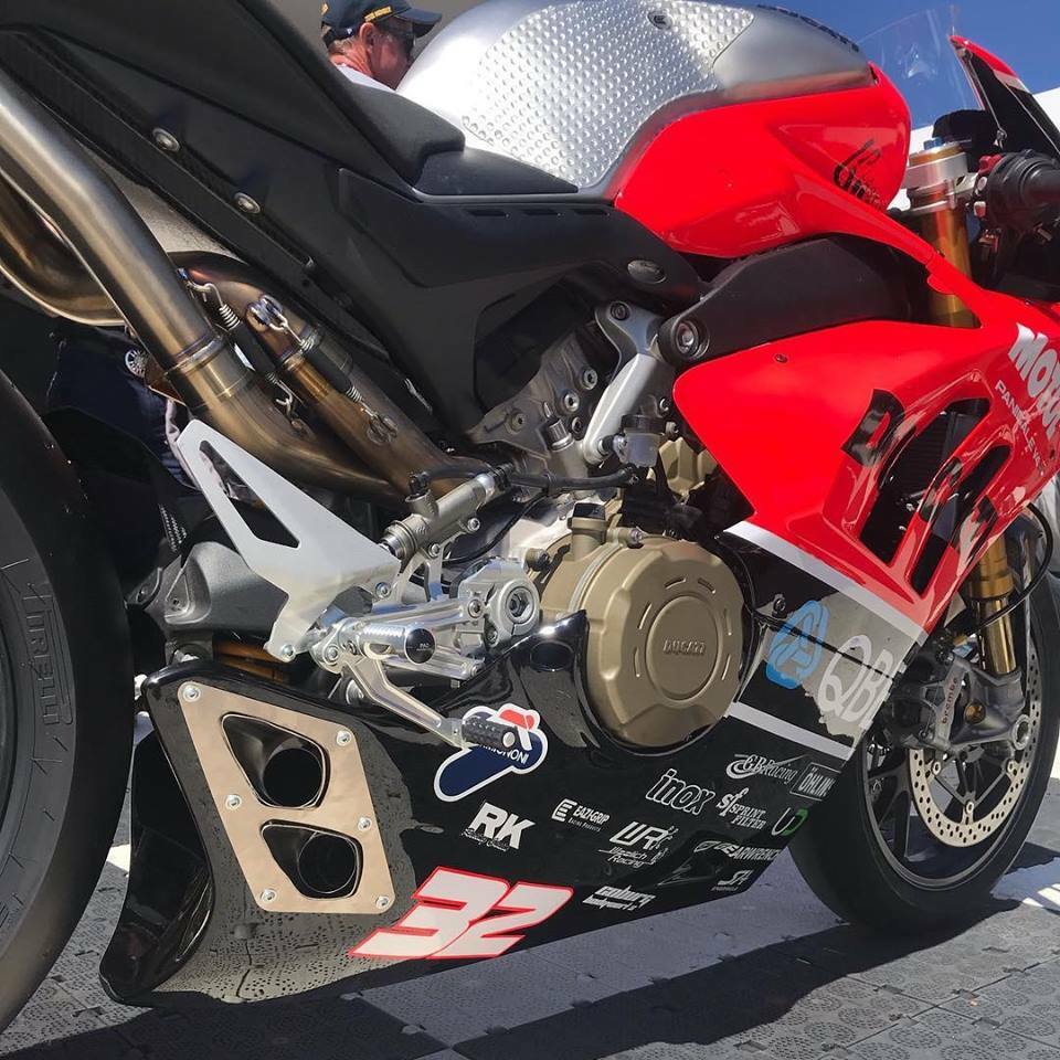 2023 - 2024 Ducati Streetfighter V4 Eazi-Grip Evo Tank Grip Traction Pads  Clear