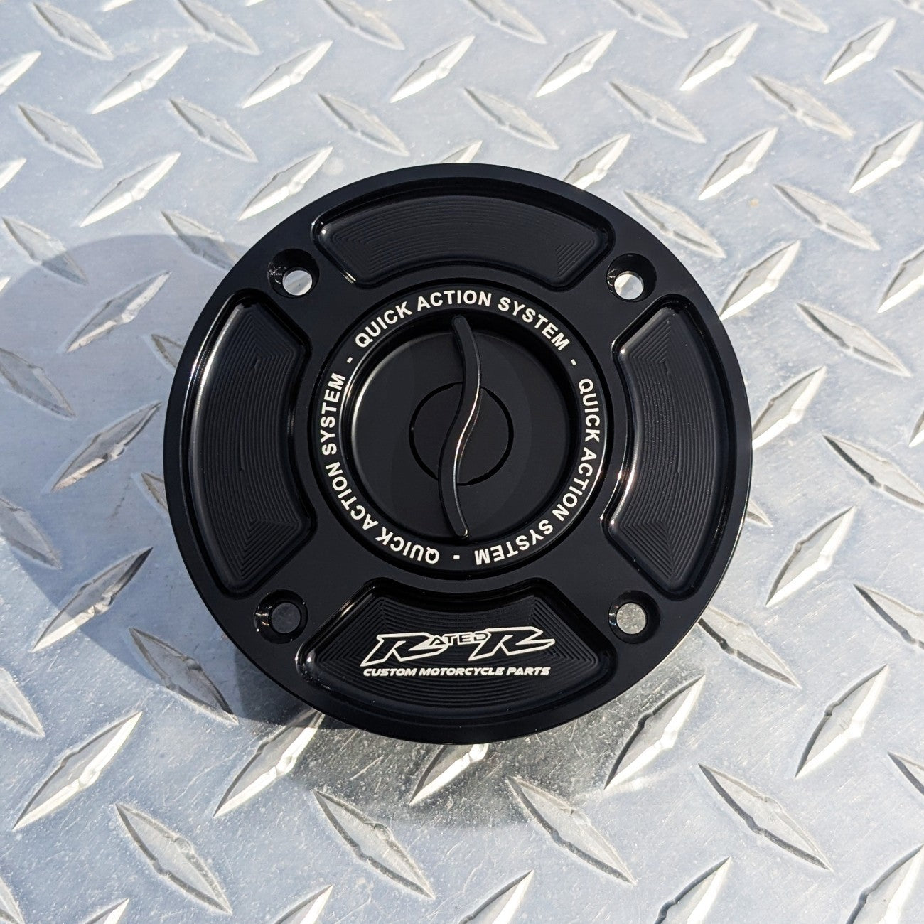 Quick Fuel Gas Cap GSXR 1000 SV650 TL1000R Hayabusa GSF1200 GSX1400 RGV250 1100