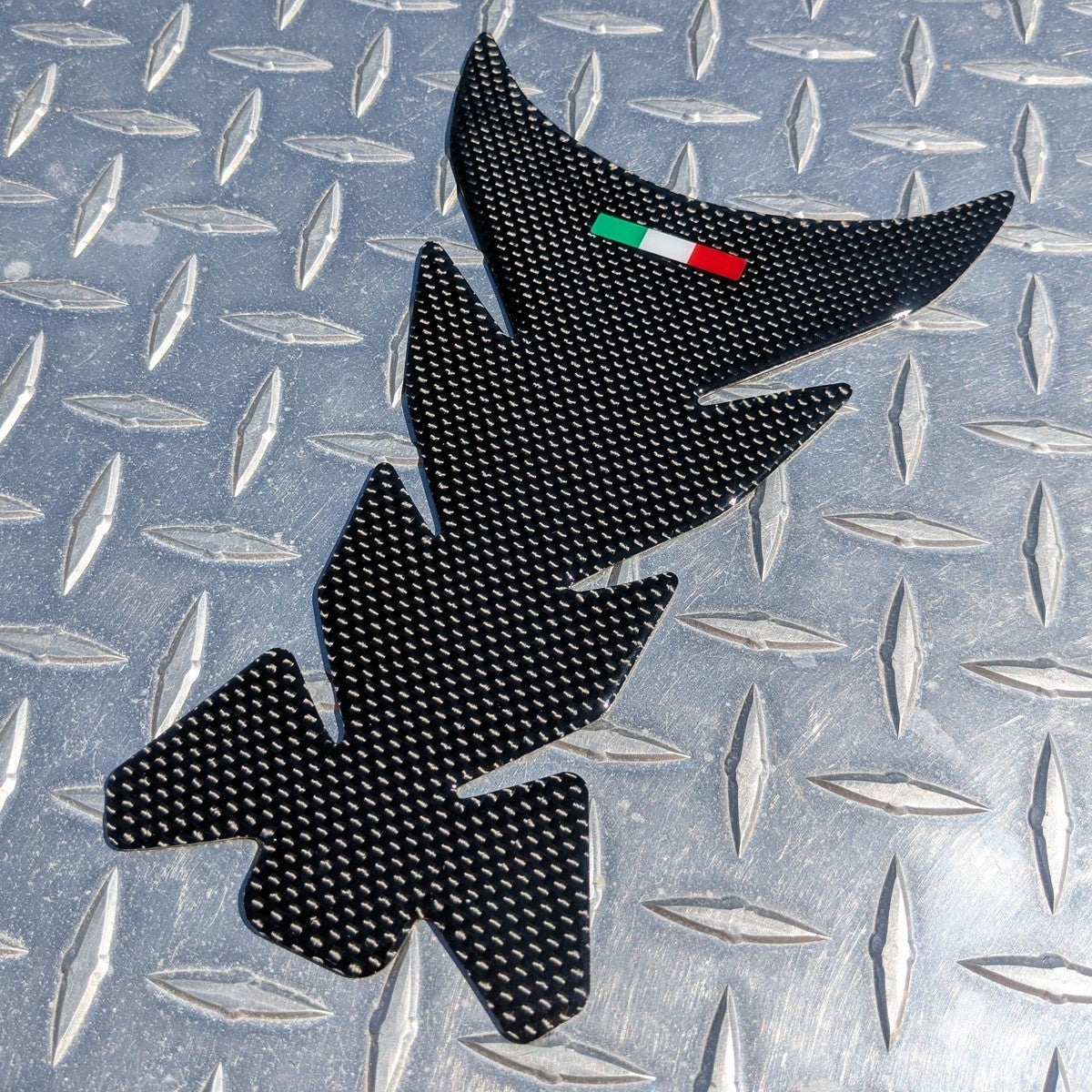 Italian Flag REAL Carbon Fibre Tank Pad For Aprilia Ducati MV Agusta Moto Guzzi