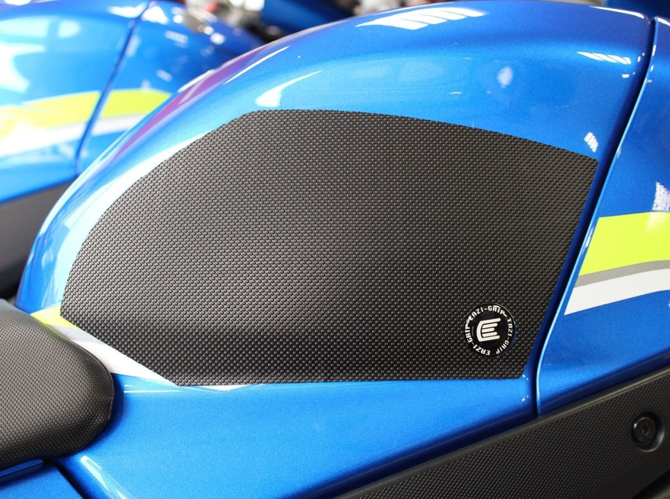 2017 + GSX-R1000 Eazi-Grip PRO Tank Traction Grip Pads Suzuki GSXR 1000 R GSX-R