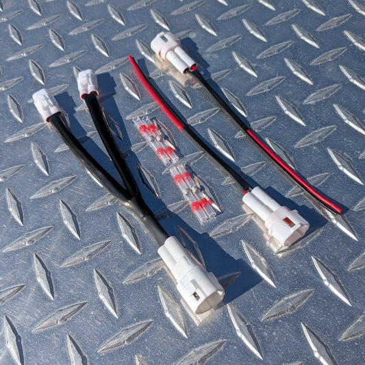 2019 + Yamaha Tenere 700 Accessory Power Plug 3 to 2 Splitter Cable Connector T7